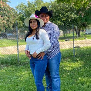 Meet your Posher, Nury